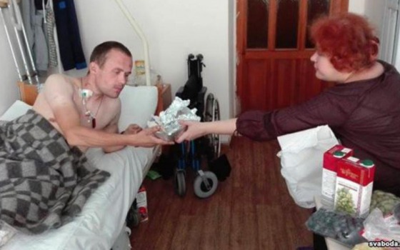 Белорусские активисты приехали в Одессу поддержать раненого на Донбассе земляка «фото»