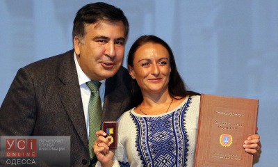 Саакашвили пожал руки участникам конкурса “Знаменитые имена Одесской области” «фото»