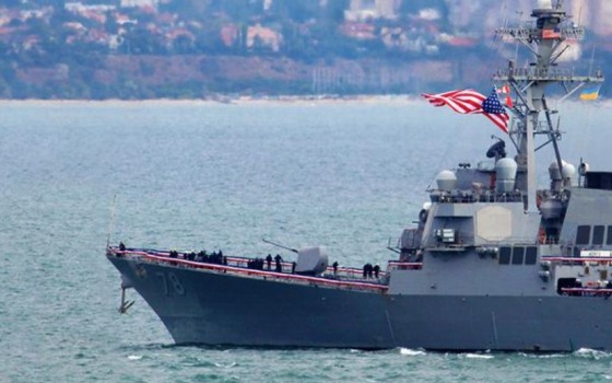 Вход американского эсминца USS Porter в акваторию Одесского порта 9 октября 2015 г. usionline.com Вход американского эсминца USS Porter в акваторию Одесского порта 9 октября 2015 г. «фото»