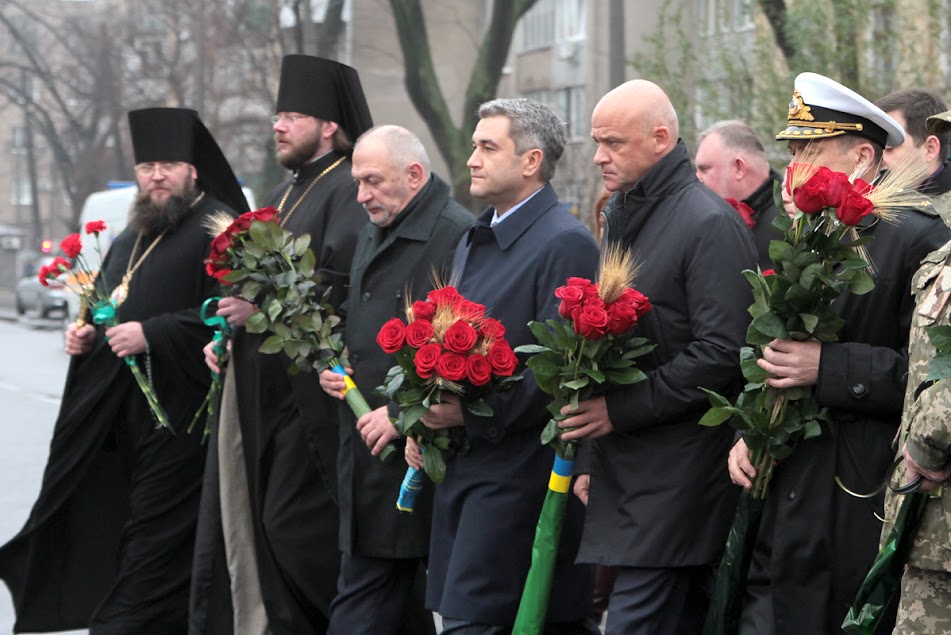 Одесские политики попиарились на Голодоморе (фоторепортаж) «фото»