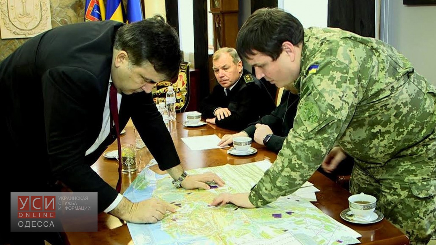 Саакашвили предлагает продать землю и купить квартиры военным «фото»