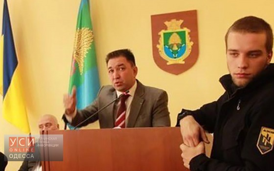 «Азов» обещает стать завсегдатаем на сессиях Раздельнянского райсовета usionline.com «Азов» обещает стать завсегдатаем на сессиях Раздельнянского райсовета «фото»