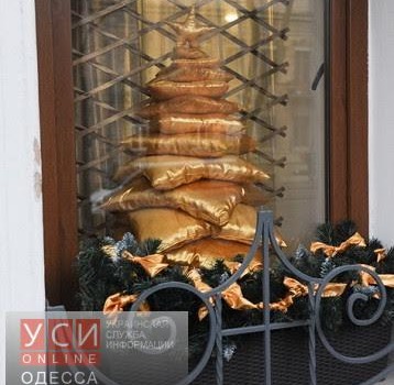 Одесский елочный креатив (фото) usionline.com Одесский елочный креатив (фото) «фото»