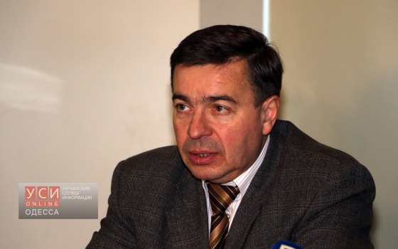 Общественники придумали, как запретить политикам прикасаться к Конституции «фото»