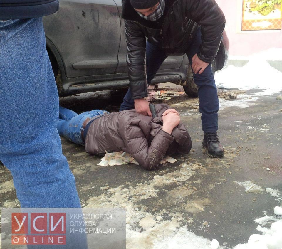 Одесский эколог пойман на взятке в 18 тысяч гривен (фото) «фото»