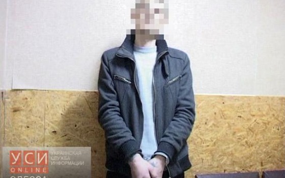 На поселке Котовского случайный конфликт возле рынка едва не стоил человеку жизни (фото, видео) «фото»