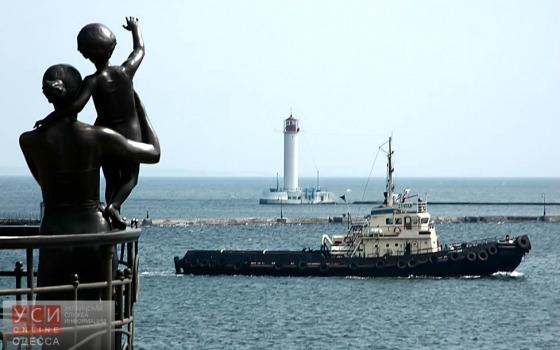 Украинские власти отбирают хлеб у одесских моряков «фото»
