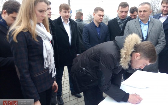В районах Одесской области теперь могут влиять на “дураков”, которые строят дороги «фото»