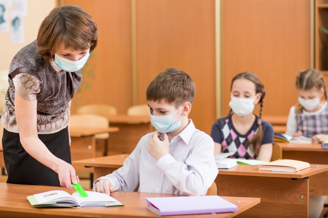 Сотрудники Белгород-Днестровской мэрии искали в школах больных детей «фото»