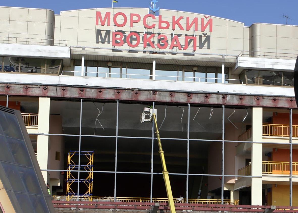 Фасад Одесского морвокзала подвергся «пластической операции» «фото»