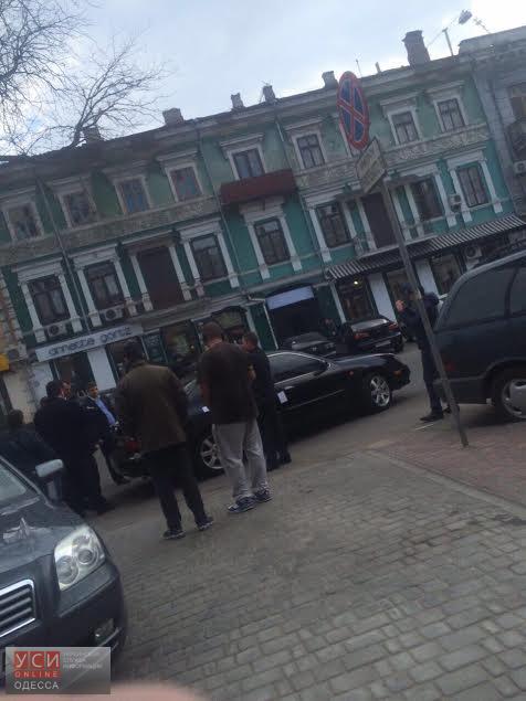 В Одессе на взятке в 5 тысяч долларов попались следователь и сотрудник прокуратуры «фото»
