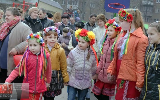 На Черемушках «гуляли» масленицу целыми домами (фото) usionline.com На Черемушках «гуляли» масленицу целыми домами (фото) «фото»