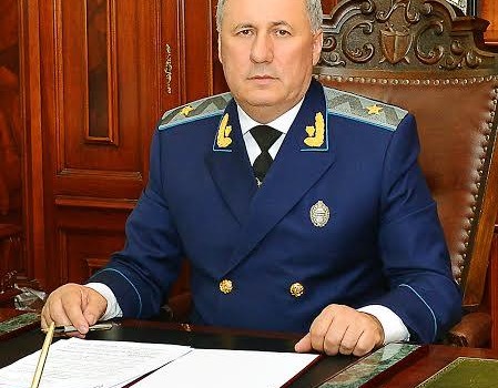 Стоянов скрывается от «прокурорского майдана» на больничном usionline.com Стоянов скрывается от «прокурорского майдана» на больничном «фото»