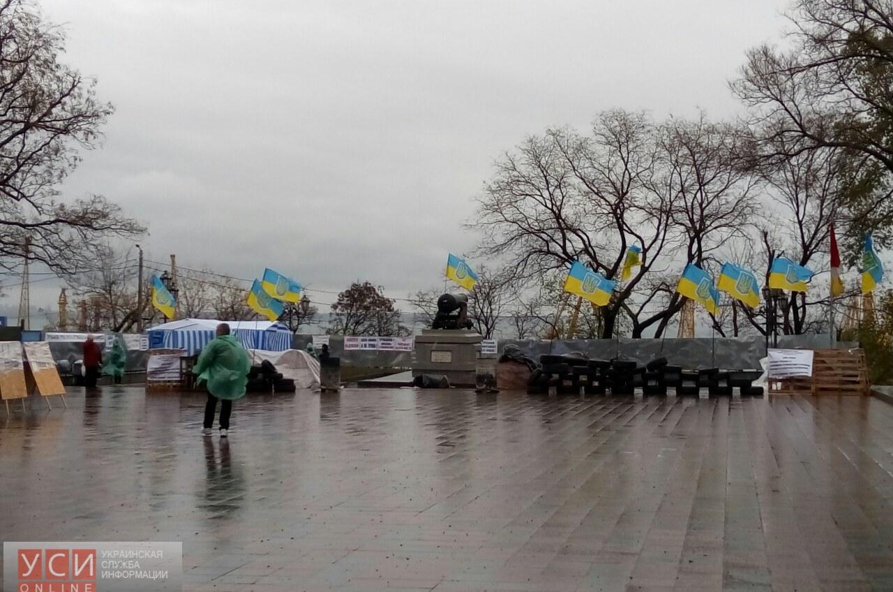 “Прокурорский майдан” в Одессе празднует победу (фото) «фото»