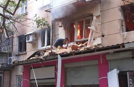 Под завалами от взрыва, произошедшего в Одессе, найдено тело 90-летней женщины «фото»