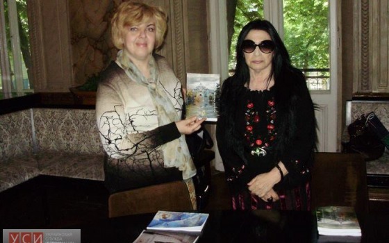 Одесситка в Киеве презентовала книгу о жителях Молдаванки «фото»