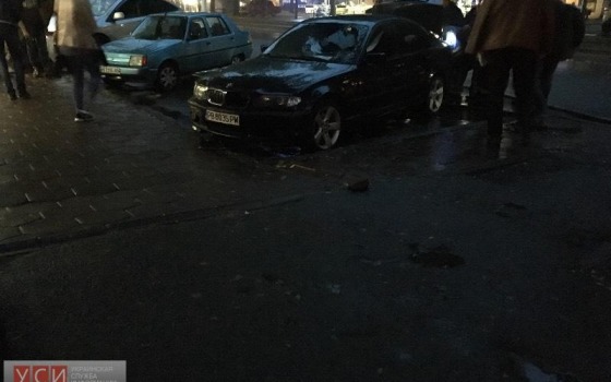 На Фонтане горел припаркованный «BMW» «фото»