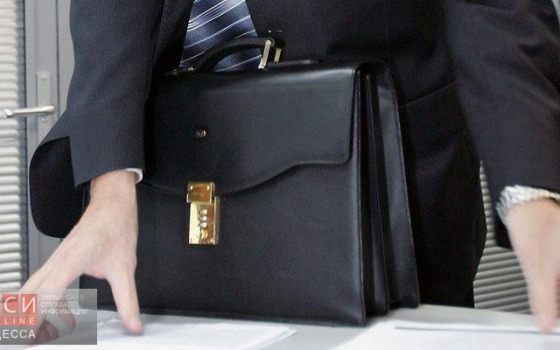 Обвиняемый в коррупции чиновник одесской мэрии проработал день и снова отстранен от должности «фото»