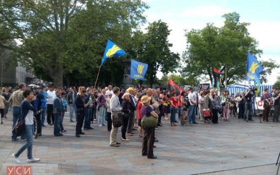 Одесские активисты на Думской площади записали видеообращение к Президенту (фото) usionline.com Одесские активисты на Думской площади записали видеообращение к Президенту (фото) «фото»