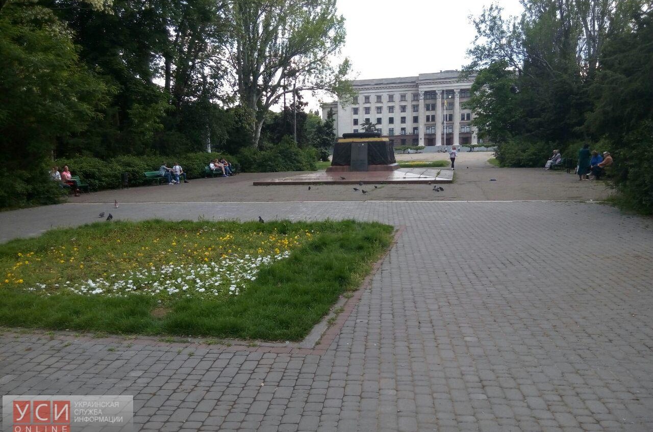 На Куликовом поле в Одессе снова работали взрывотехники «фото»