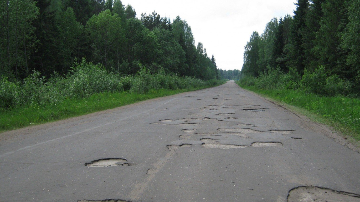 Бездорожье в Одесской области: спасатели вынимали застрявшие автомобили «фото»