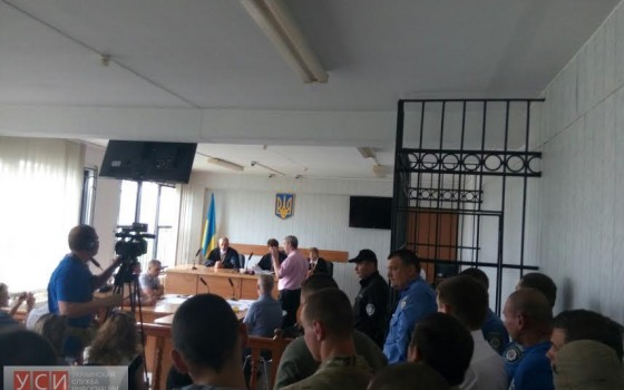 Суд освободил из под стражи фигуранта дела 2 мая: начались потасовки (фото) «фото»