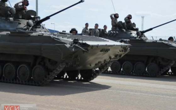 Через Одессу пройдут колонны военной техники «фото»