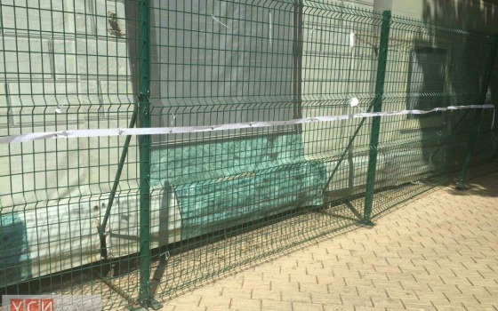 Неизвестные похитили несколько баннеров с Антитрухановского майдана (фото) «фото»