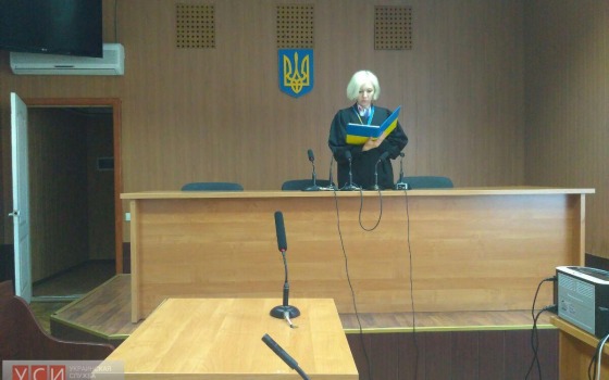 Суд назначил фигуранту дела 2 мая двое суток админареста за нецензурную брань «фото»