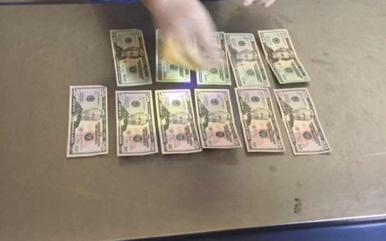 В Одессе задержали сотрудницу таможни на взятке: раскрыта схема вымогательства (фото) «фото»