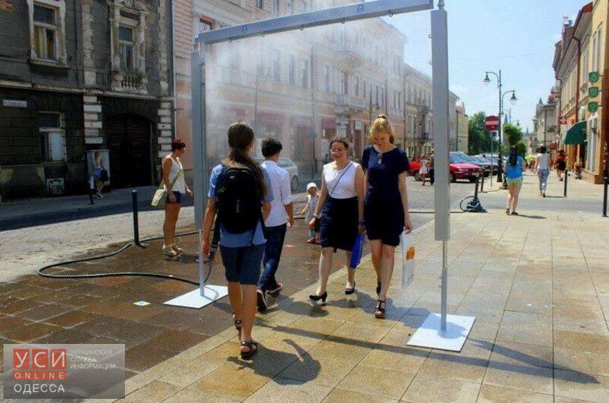 Одесса и Краков в летний зной: чиновникам показали большую разницу (фото) «фото»