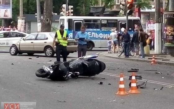 Масштабное ДТП с участием мотоцикла: проспект Шевченко полностью перекрыт (фото) «фото»