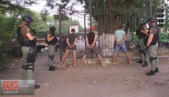 В Одессе прошла спецоперация по задержанию грабителей (фото) usionline.com В Одессе прошла спецоперация по задержанию грабителей (фото) «фото»