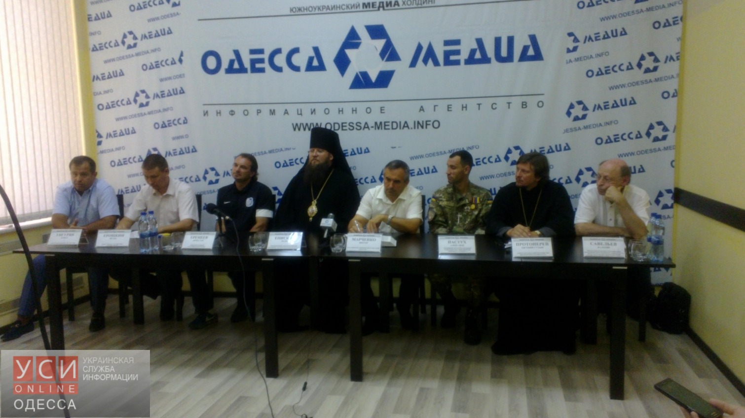 Одесские священники и футболисты просят не проводить ЛГБТ-фестиваль «фото»
