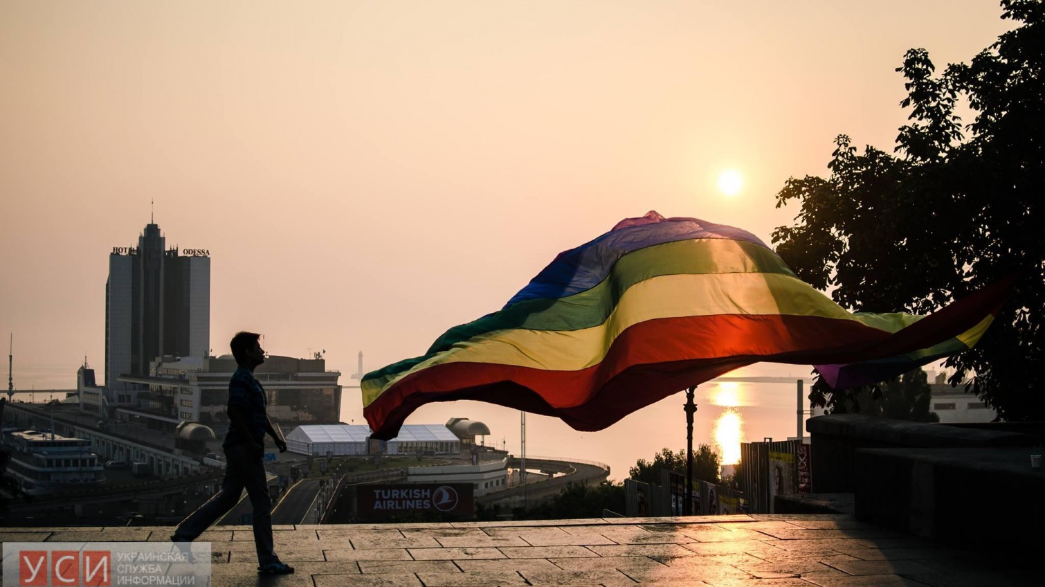 Организторы ЛГБТ-форума будут судиться с мэрией за право проведения марша «фото»