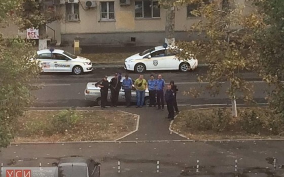 Очередной захват магазина “Виртус”: неизвестные забарикадировали магазин в Черноморске (фото) «фото»