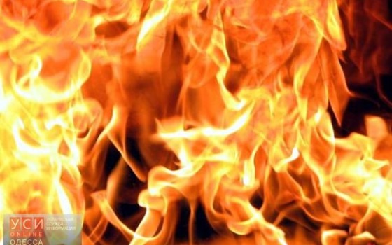 В Одессе из-за короткого замыкания горели три иномарки «фото»