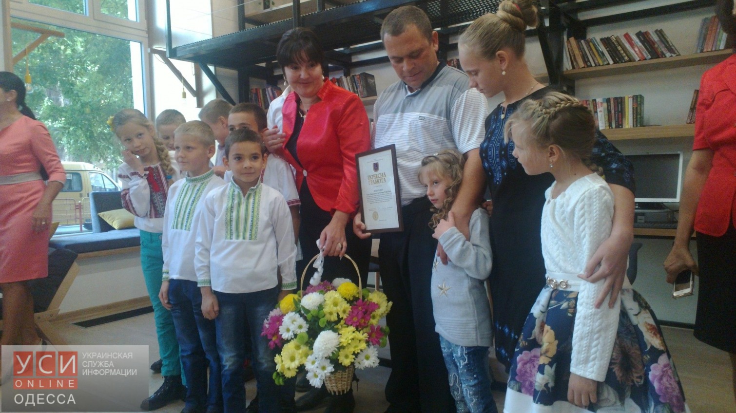 В Одесской области живет одна из двух семей в Украине, усыновившая 7 детей (фото) «фото»