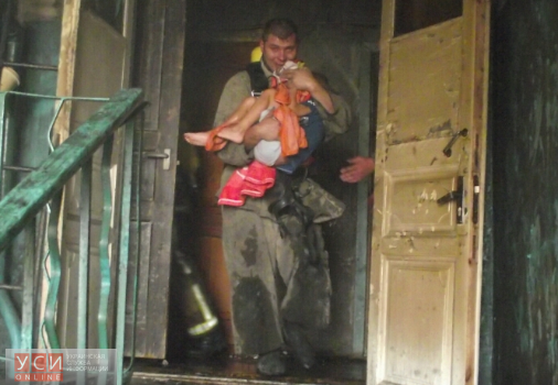 На Каролино Бугазе горела квартира: пострадали четверо детей (фото) «фото»