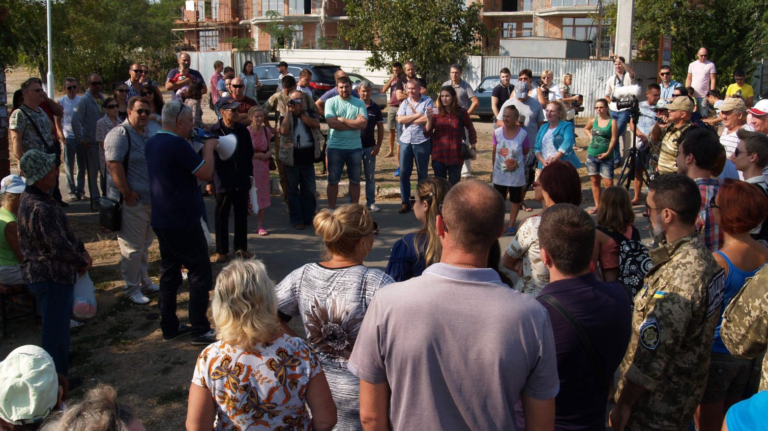 В Черноморске прошел митинг против перекрытия свободного доступа к пляжу (фото, документ) «фото»