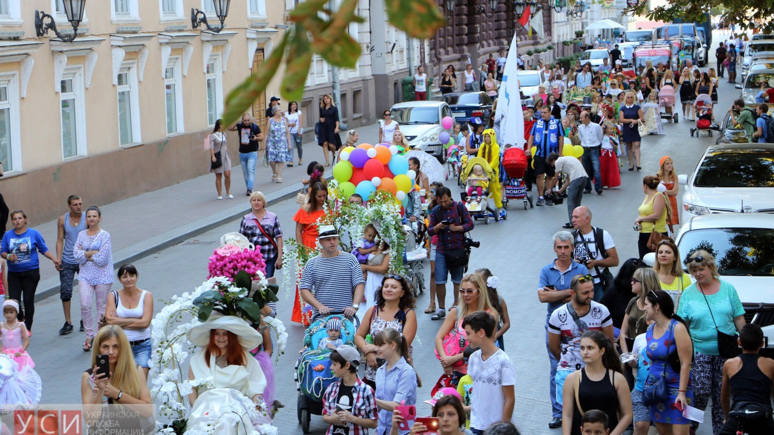 В Одессе прошел парад колясок (фото) «фото»
