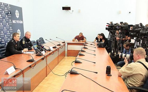 Полиция задержала банду, которая грабила водителей на трассах Одесской области «фото»