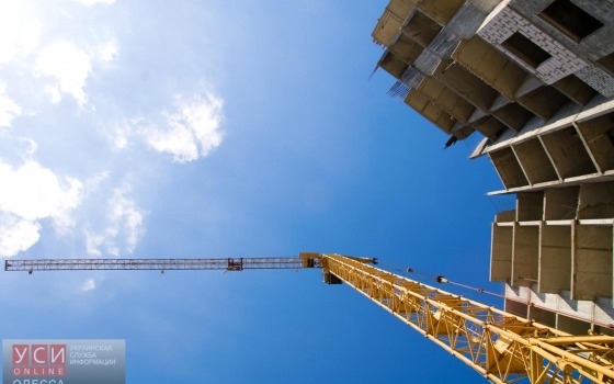 Суд разблокировал стройку в сквере Шклярука «фото»