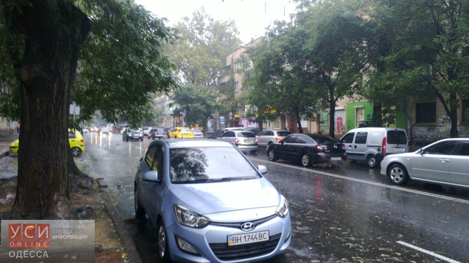 Тройной тариф или отказ ехать: как в непогоду работает одесское такси «фото»