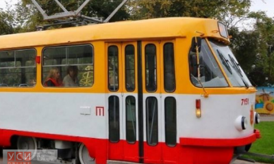 Трамвай сбил ребёнка на Старосенной площади «фото»