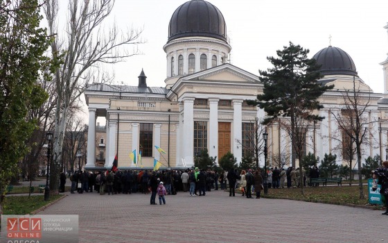 На Соборной площади зажгли свечи в память жертв Голодомора (фото) usionline.com На Соборной площади зажгли свечи в память жертв Голодомора (фото) «фото»