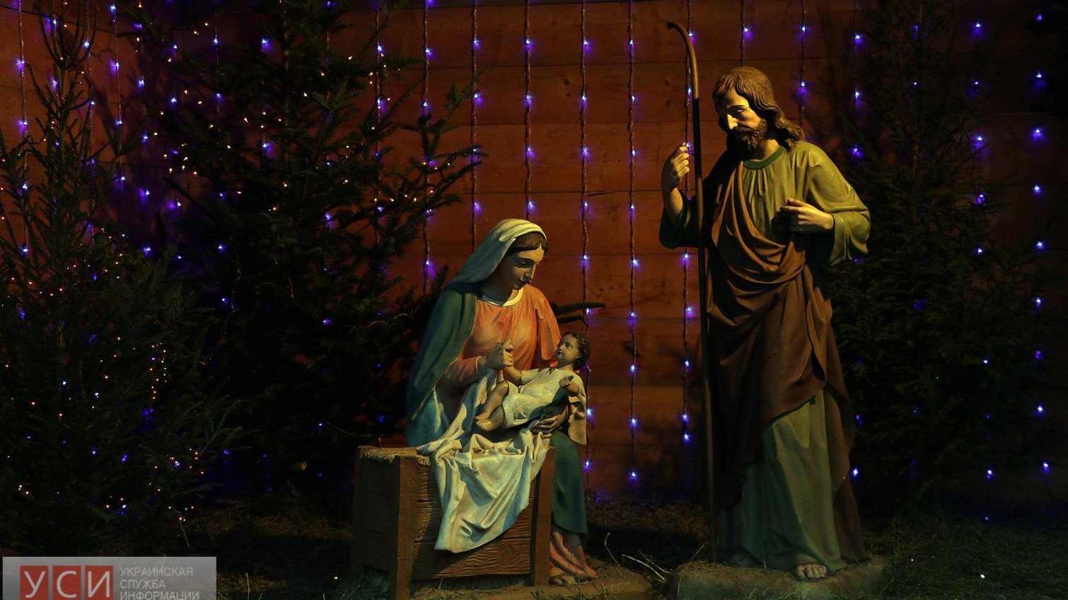 В католический Сочельник у храма на Екатерининской установили рождественский вертеп (фото) «фото»