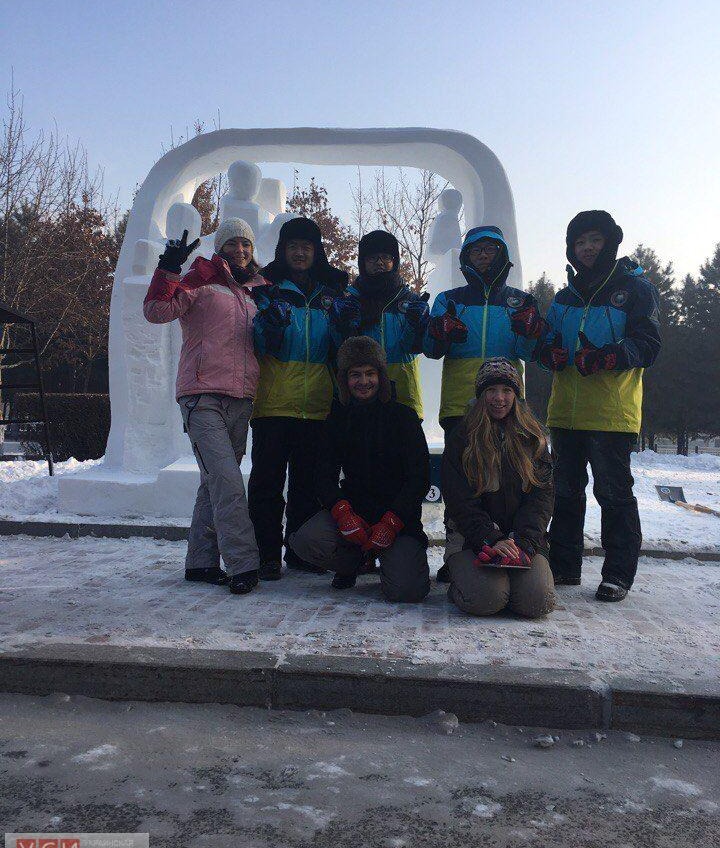 Одесские студенты показали на конкурсе снежной скульптуры в Китае “Путь к совершенству” (фото) «фото»