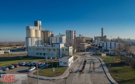 На территории Одесского цементного завода хотят построить завод по переработке или сортировке мусора «фото»