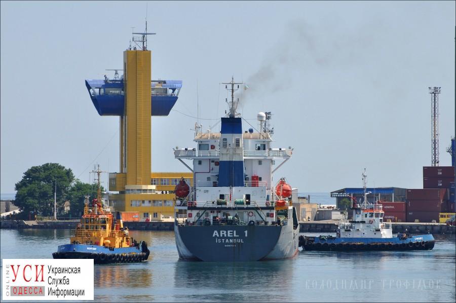 Одесский порт ежегодно зарабатывает 16 миллионов долларов на своем портофлоте «фото»